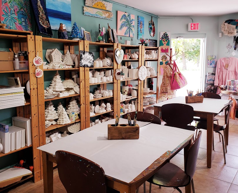 Open Studio Art Classes Paint your own Pottery, Wine Glass Painting, Acrylic Canvas Painting, Clay, Mosaics, Mixed Media, Art Journaling, Art Class, Camp, Private Party, Birthday Party, ArtSea Living in Boynton Beach Florida